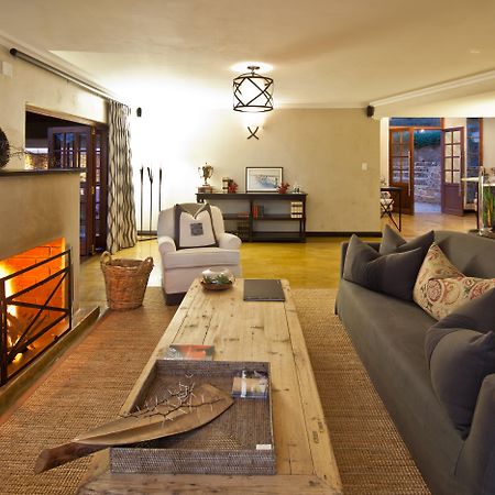 The Blades Hotel Pretoria Bagian luar foto