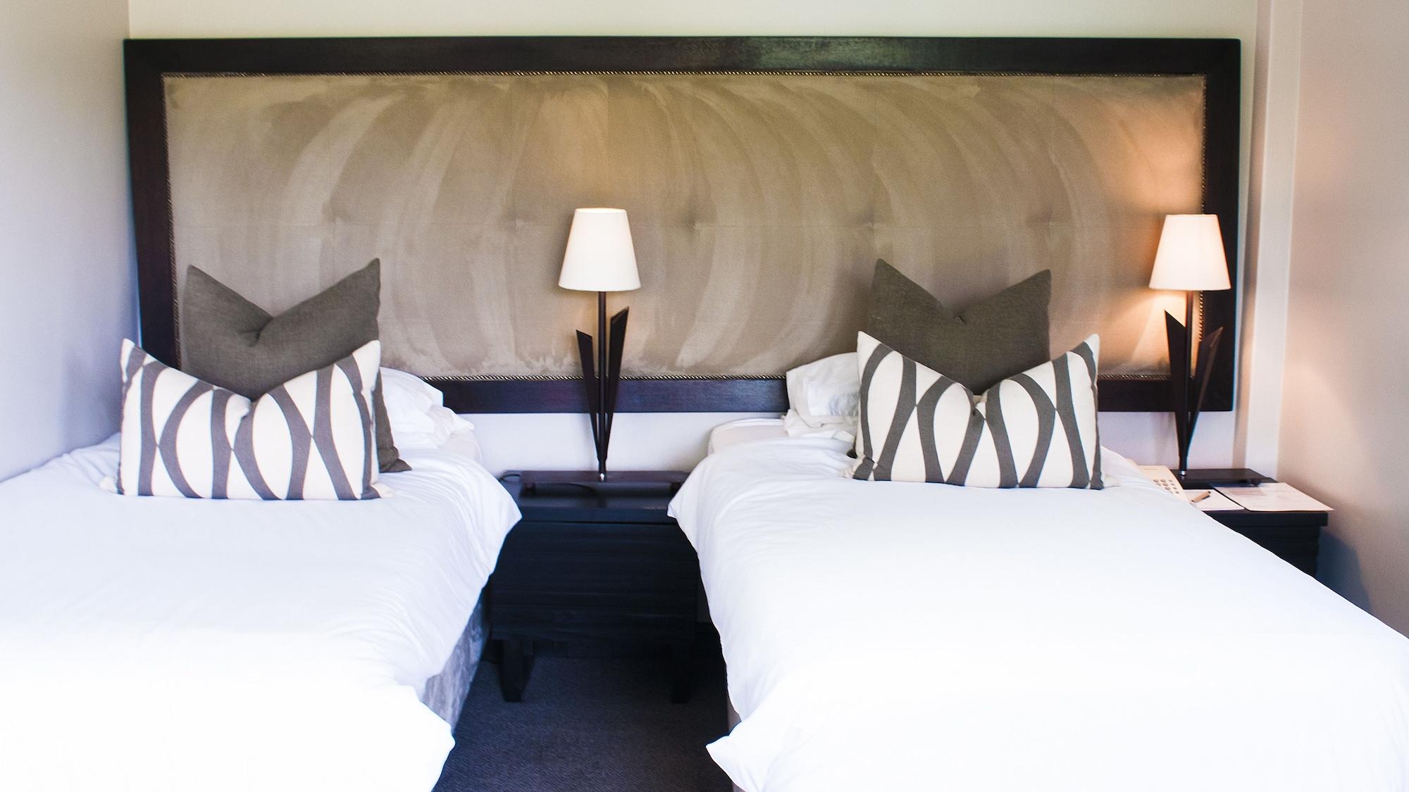 The Blades Hotel Pretoria Bagian luar foto