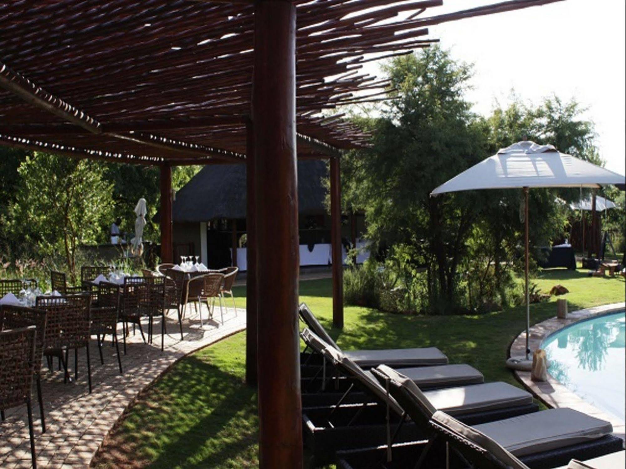 The Blades Hotel Pretoria Bagian luar foto